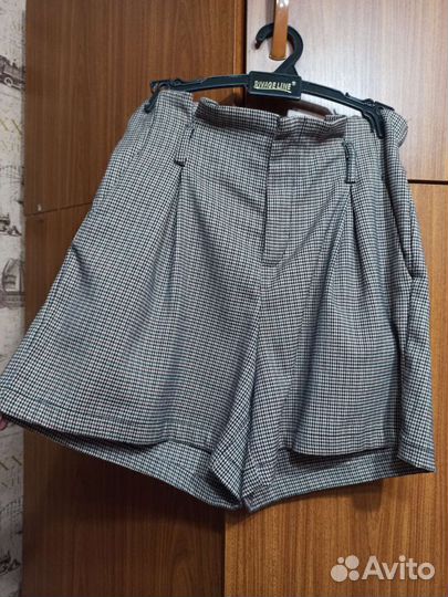 Шорты женские