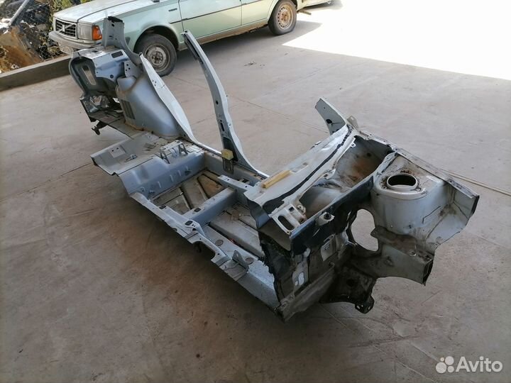 Боковина левая кузова Лада Гранта 2 2021 года