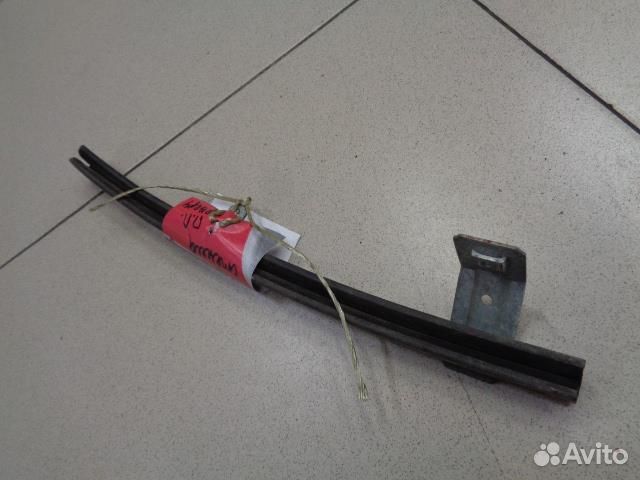 Направляющая стекла двери передней правой Ford Ex