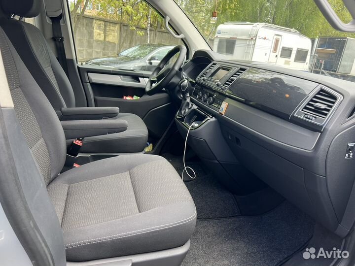 Volkswagen Multivan 2.0 AMT, 2019, 70 200 км
