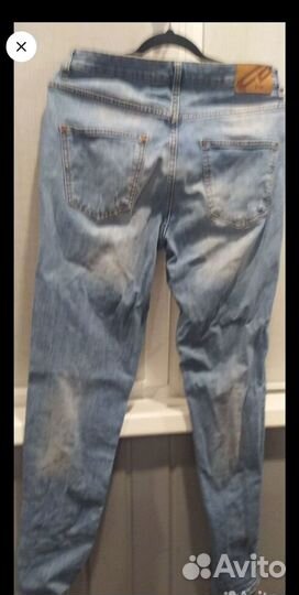 Джинсы с дырами F 5