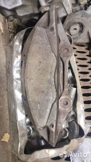 Суппорт передний Mercedes-Benz E W213