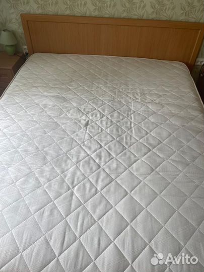 Матрас 160х200 бу