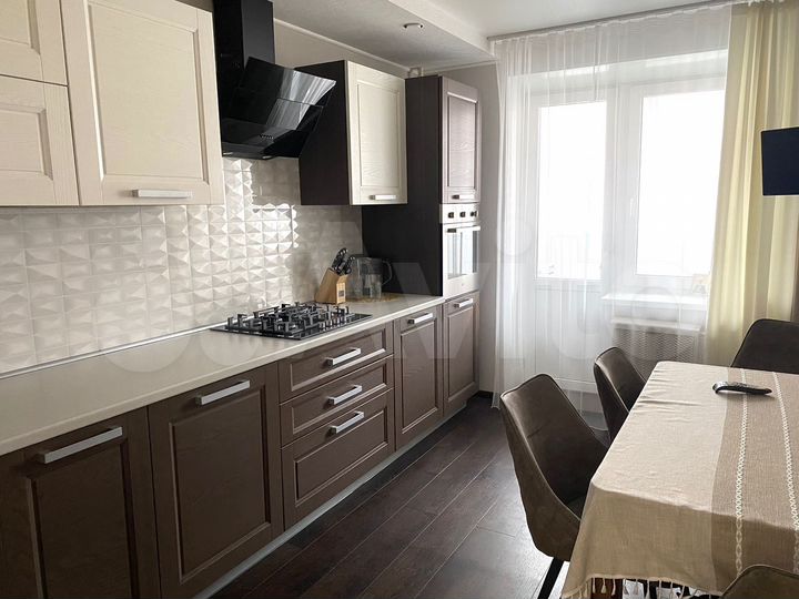 2-к. квартира, 53,5 м², 3/10 эт.