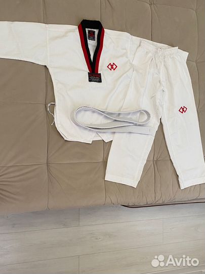 Кимоно для тхэквондо