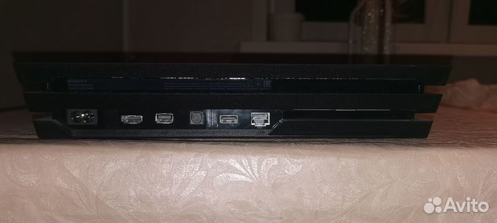 PlayStation 4 Pro 1TB CUH-7208B