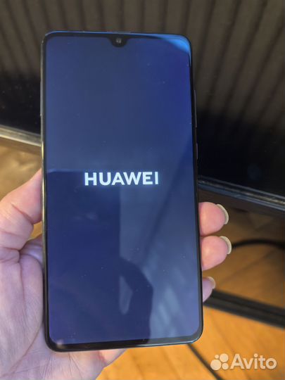 HUAWEI Mate 20, 6/128 ГБ