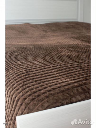 Плед коричневый