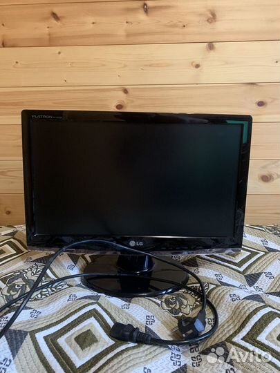 Монитор LG 17