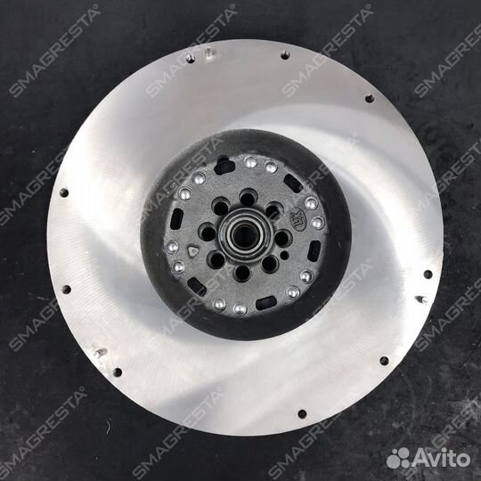 Двухмассовый маховик 415 0568 10