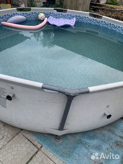 Бассейн в отличном состоянии