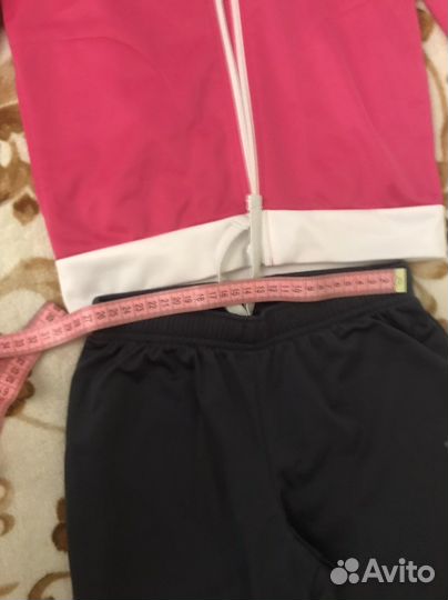 Спортивный костюм для девочки 125-132см