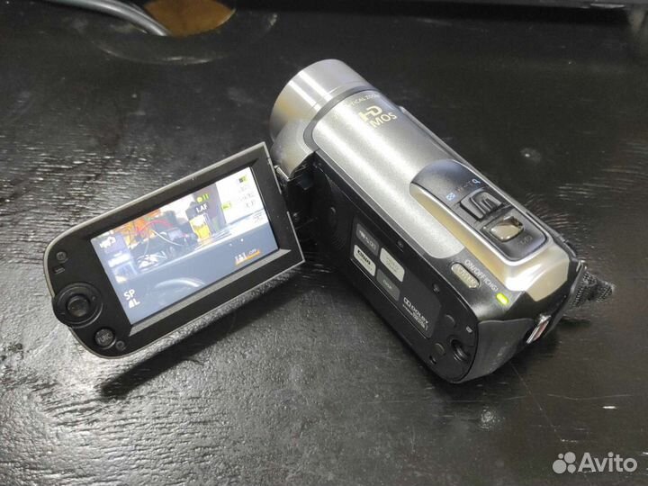 Видеокамера Canon legria HF R106