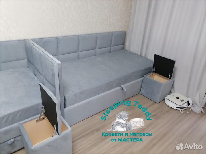 Детская кровать с мягкой спинкой