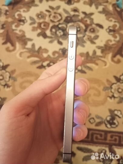 iPhone 5S, 16 ГБ
