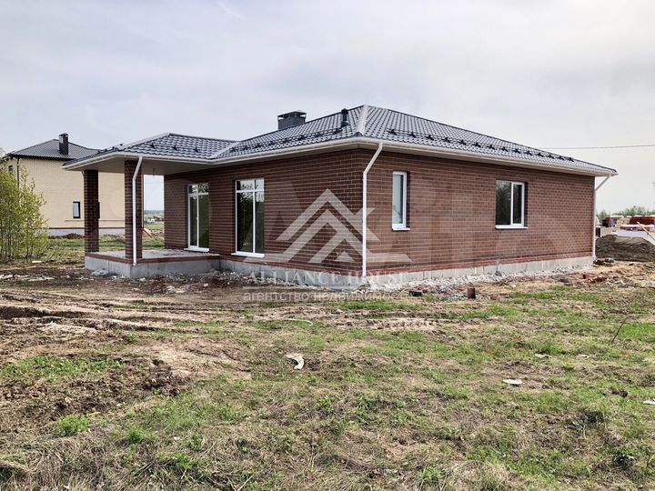 Коттедж 125 м² на участке 10 сот.