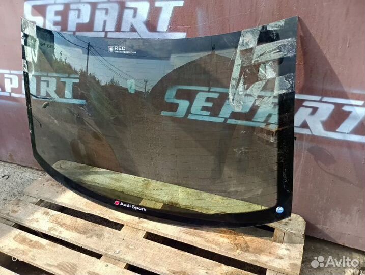 Стекло заднее Audi A3 8V 1.8 cjsb 2014