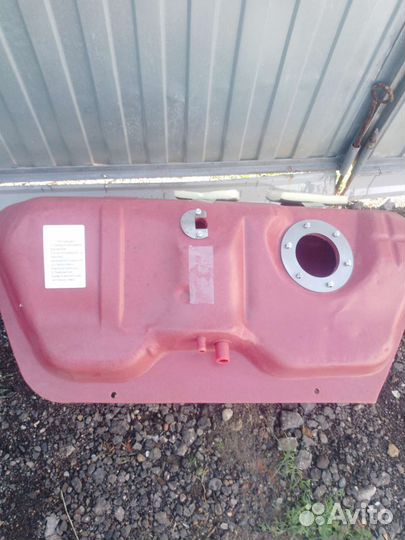 Бензобака б/у и новый Ланос, шанс