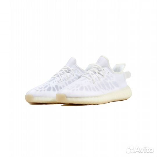 45 Кроссовки adidas Yeezy Boost 350 V2, Mono White