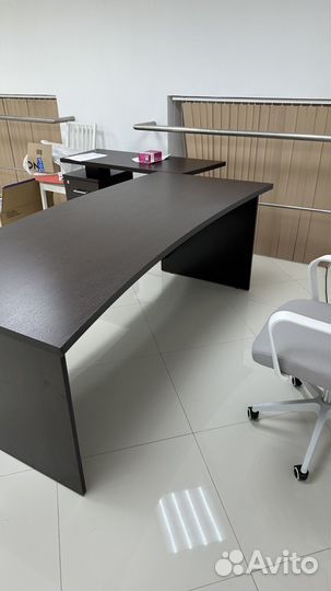 Стол руководителя