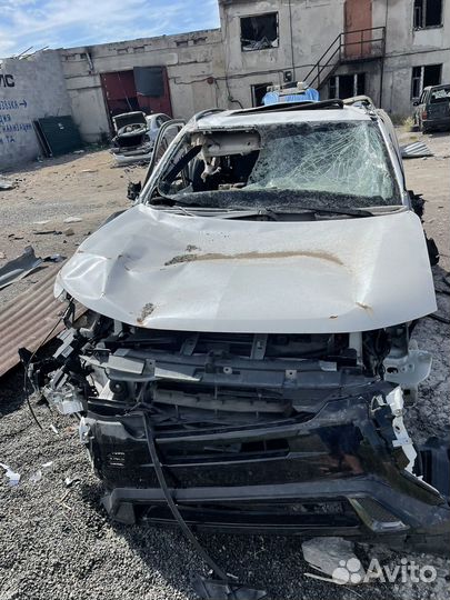 Mitsubishi Outlander 2.4 CVT, 2020, битый, 7 000 км