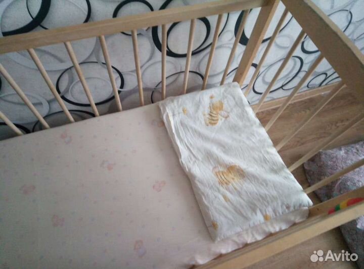 Детская кроватка