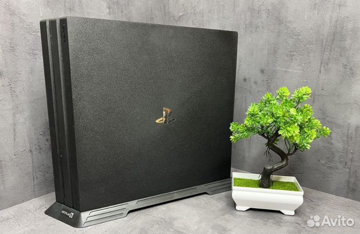 Sony PS4 Pro 1TB + 2Геймпада + 40Игр