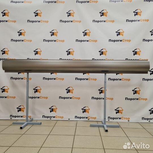 Ремонтный порог левый Ford Maverick 2