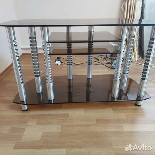 Тумба под телевизор