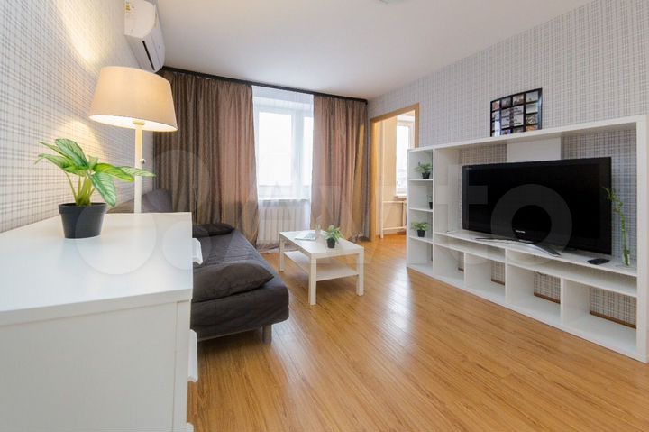 1-к. квартира, 40 м², 8/8 эт.