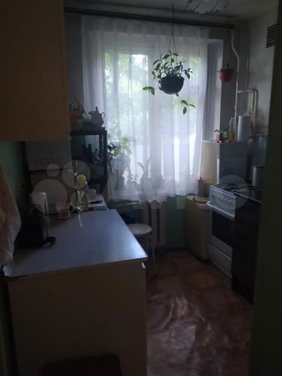 Комната 13,8 м² в 3-к., 1/5 эт.