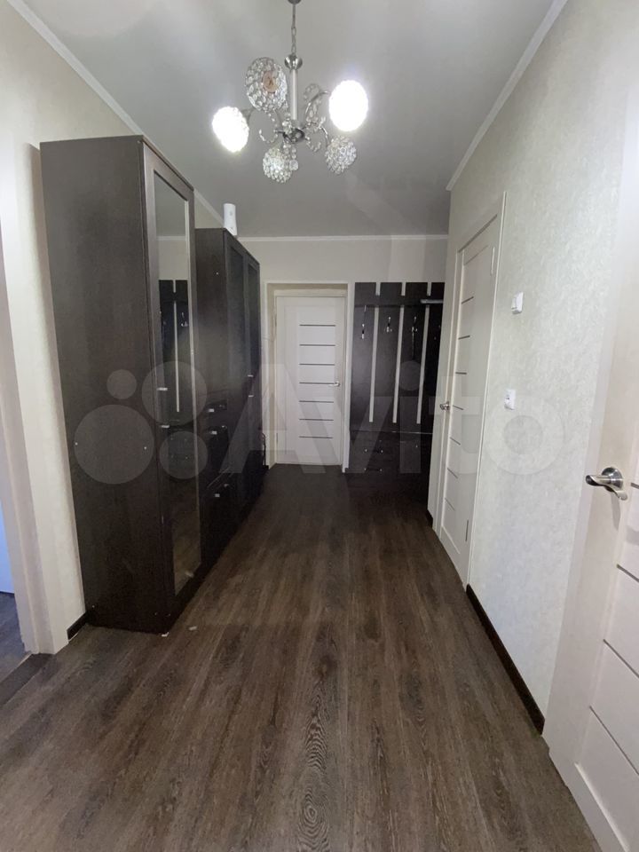 2-к. квартира, 54 м², 1/5 эт.