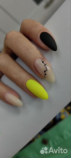 Мастер маникюра и педикюра