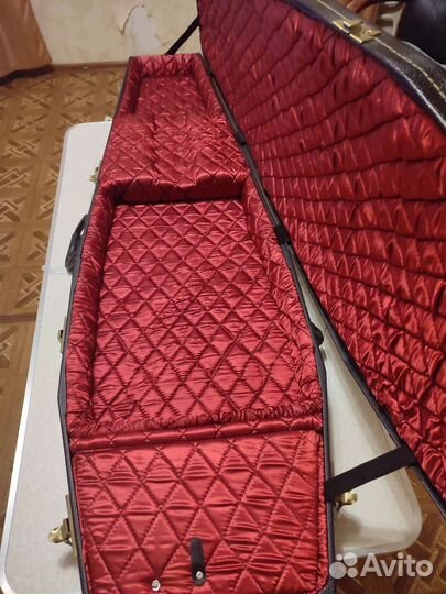 Кейс для бас гитары