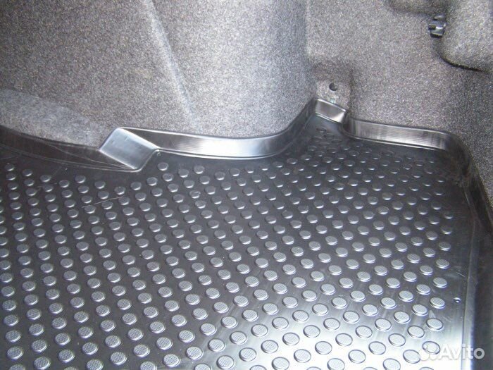 Коврики в багажник авто