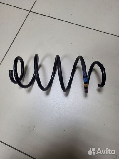 Пружина передняя Octavia A7 оригинал
