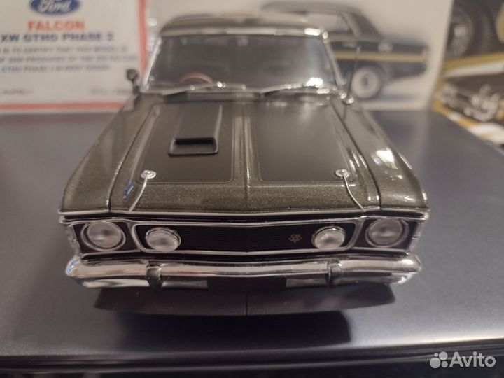 Ford Falcon XW 1/18 Autoart 72872