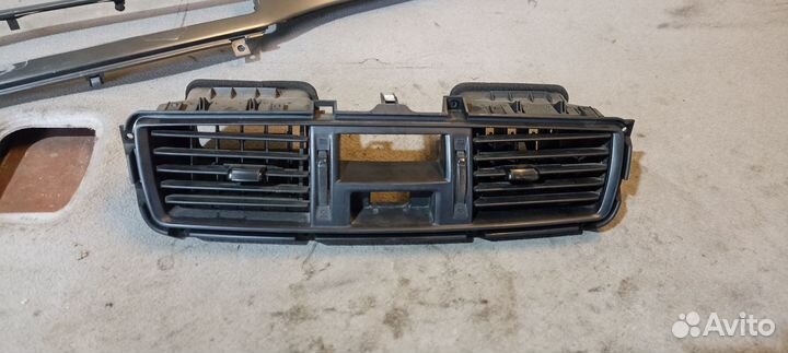 Дефлектор центральный Лансер 9