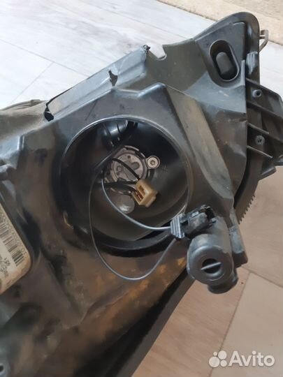 Фара правая на opel astra h