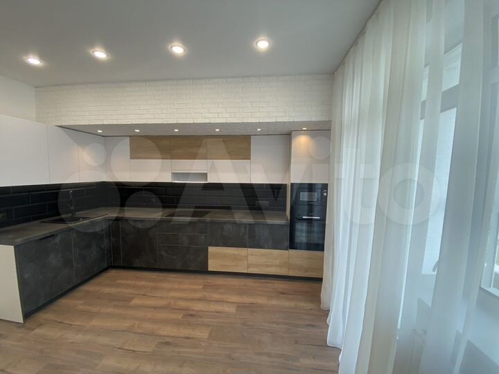 3-к. квартира, 87,6 м², 19/21 эт.