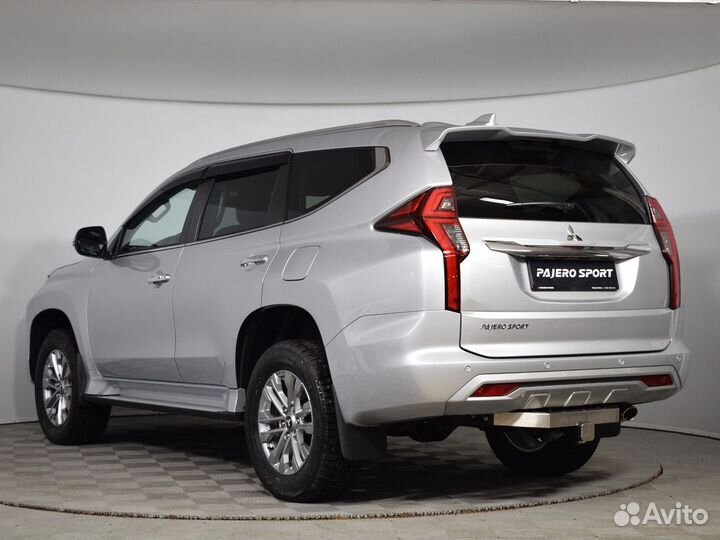 Mitsubishi Pajero Sport 2.4 AT, 2022