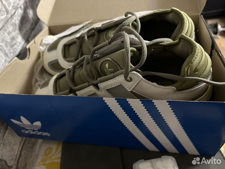 Мужские кроссовки adidas Niteball