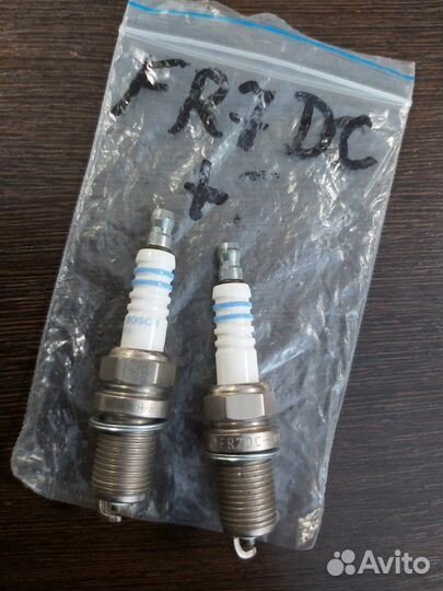 Свеча зажигания Bosch