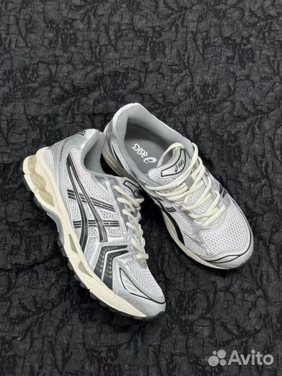 Asics Gel Kayano 14