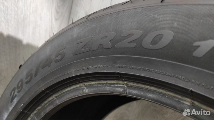 Pirelli P Zero 295/45 R20