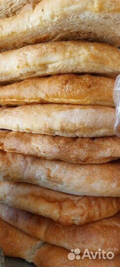 Сухой хлеб,корм