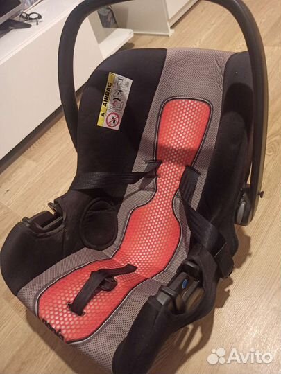 Автолюлька (кресло -переноска)