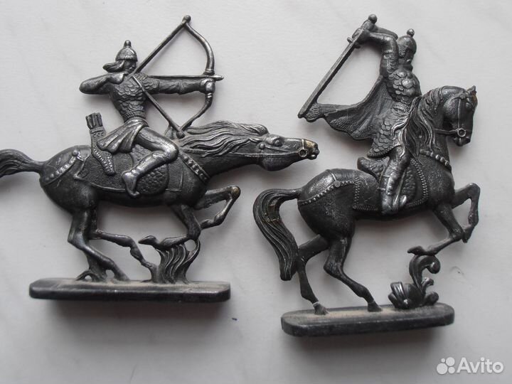 СССР Набор солдатиков Воины Средневековья