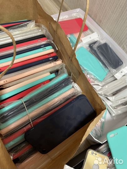 Чехол на iPhone