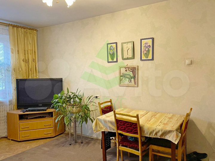 4-к. квартира, 82 м², 5/10 эт.